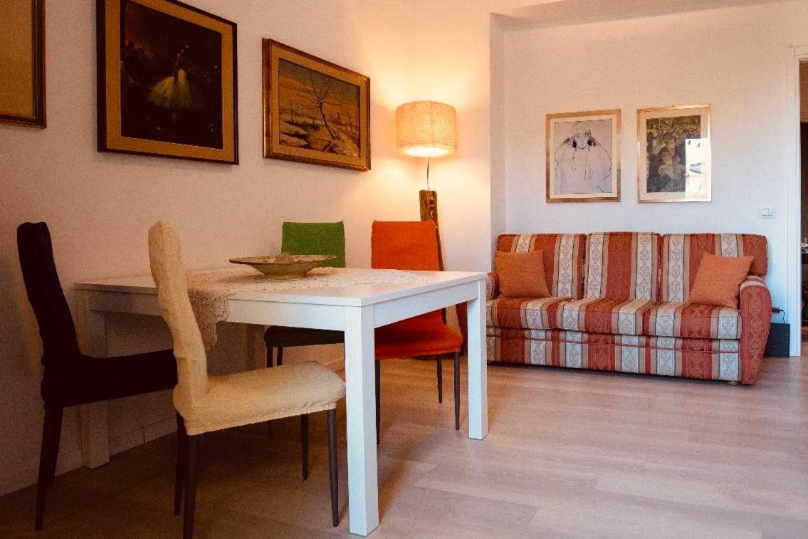 Palmira House - Delizioso Bilocale For Two Apartment Терни Екстериор снимка